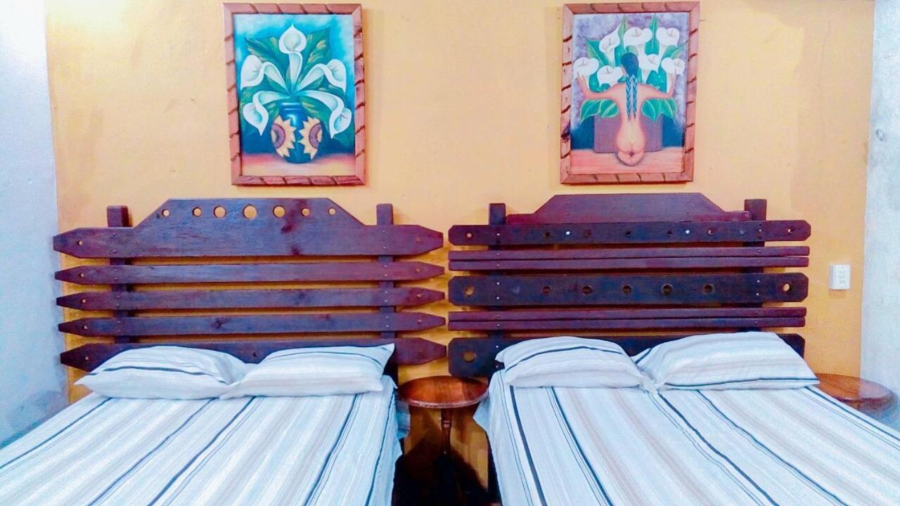 Hostal Y Camping Villa Mercedes Tizimín Exteriör bild